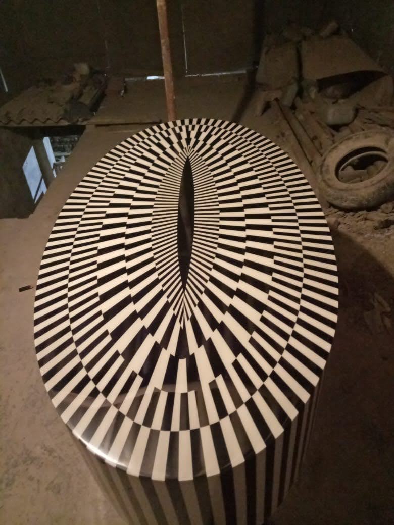 Stone Plus India Oval Shaped Black and White Center Table