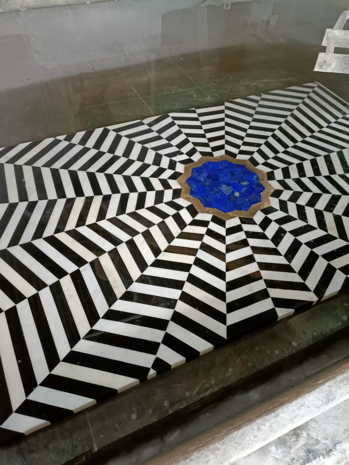 Stone Plus India Black and White Marble Lapiz Overlay Tabletop