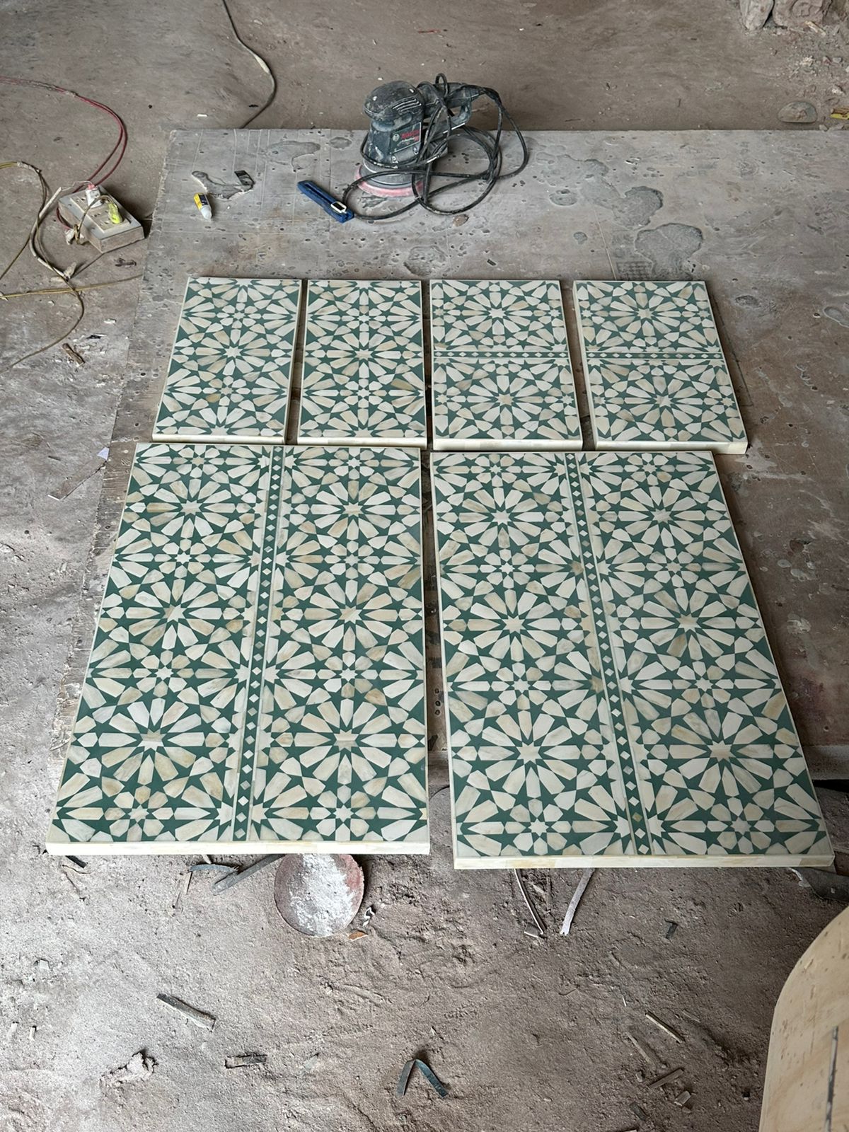 Stone Plus India Green and White Resin Wall Cladding/ Flooring