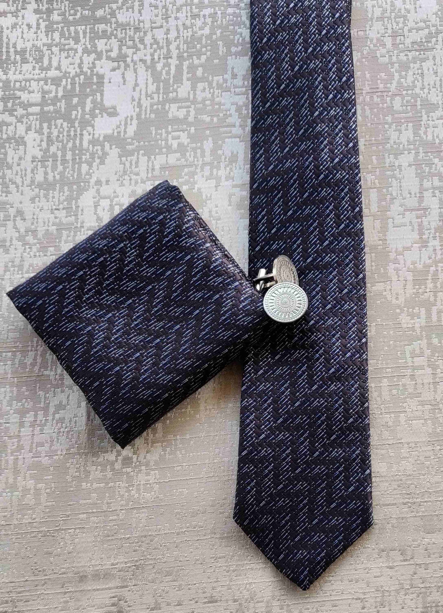 Alagan Opulent Homes Party ready box (black)