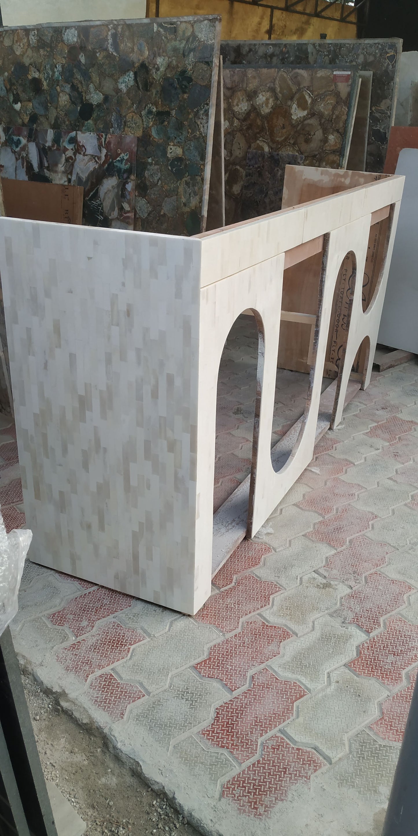 Stone Plus India Bone Console