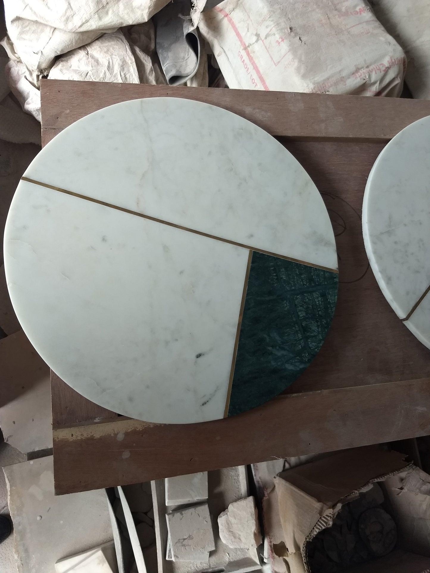 Stone Plus India Marble Inlay with Brass and Malachite Nest of Tables' tops set of 3