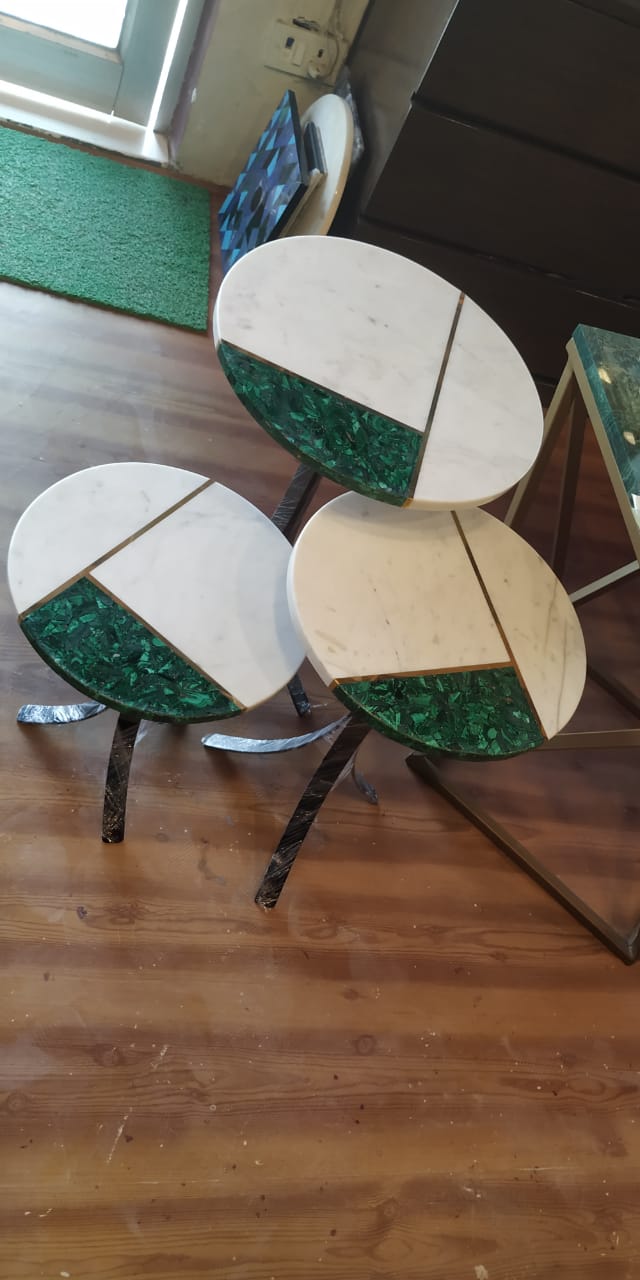 Stone Plus India Marble Inlay with Brass and Malachite Nest of Tables' tops set of 3