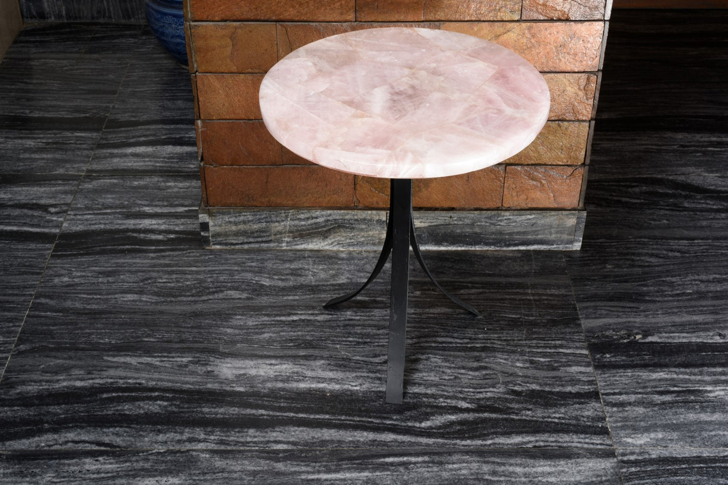 Stone Plus India Rose quartz table